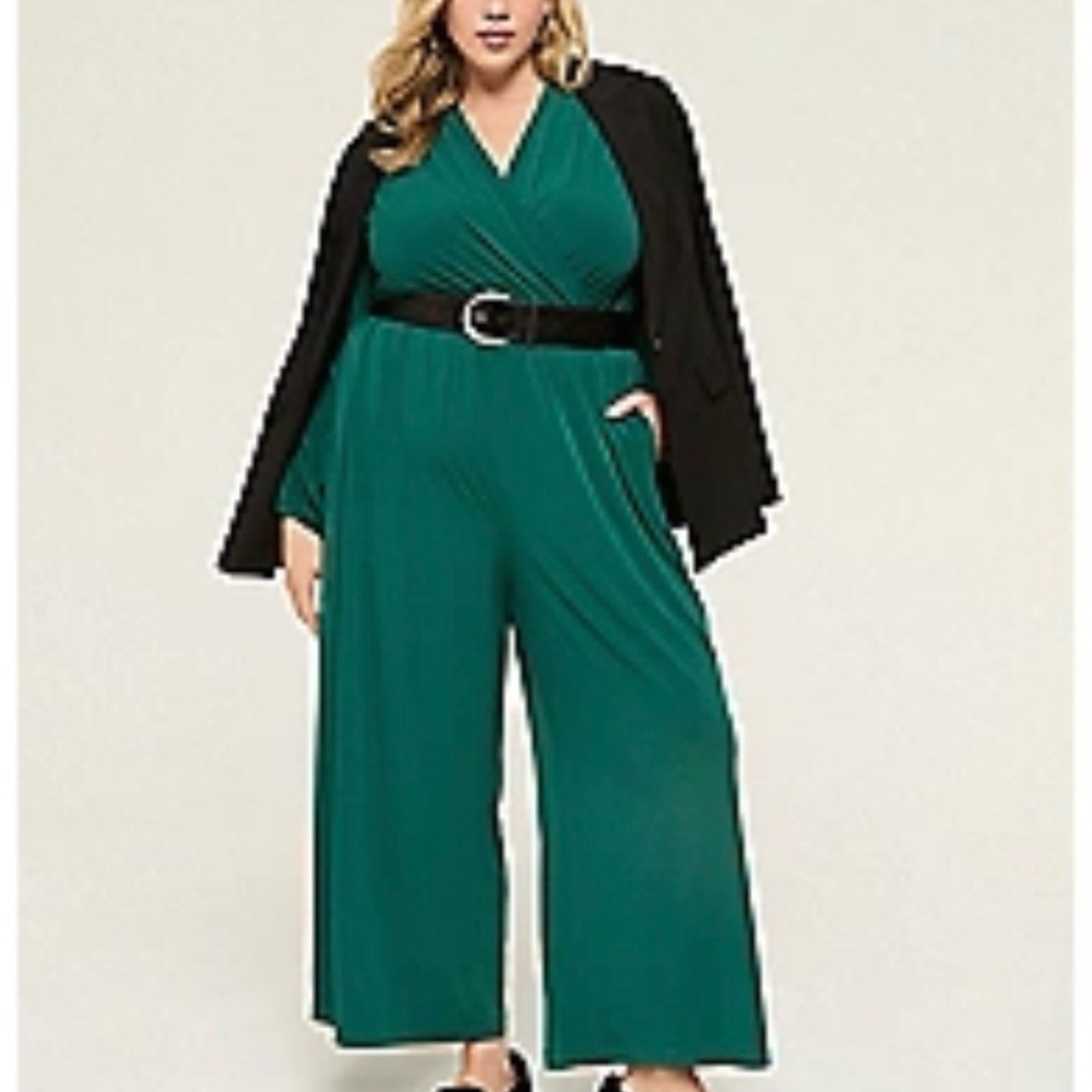 NWT Lane Bryant dark green V-Neck Jumpsuit